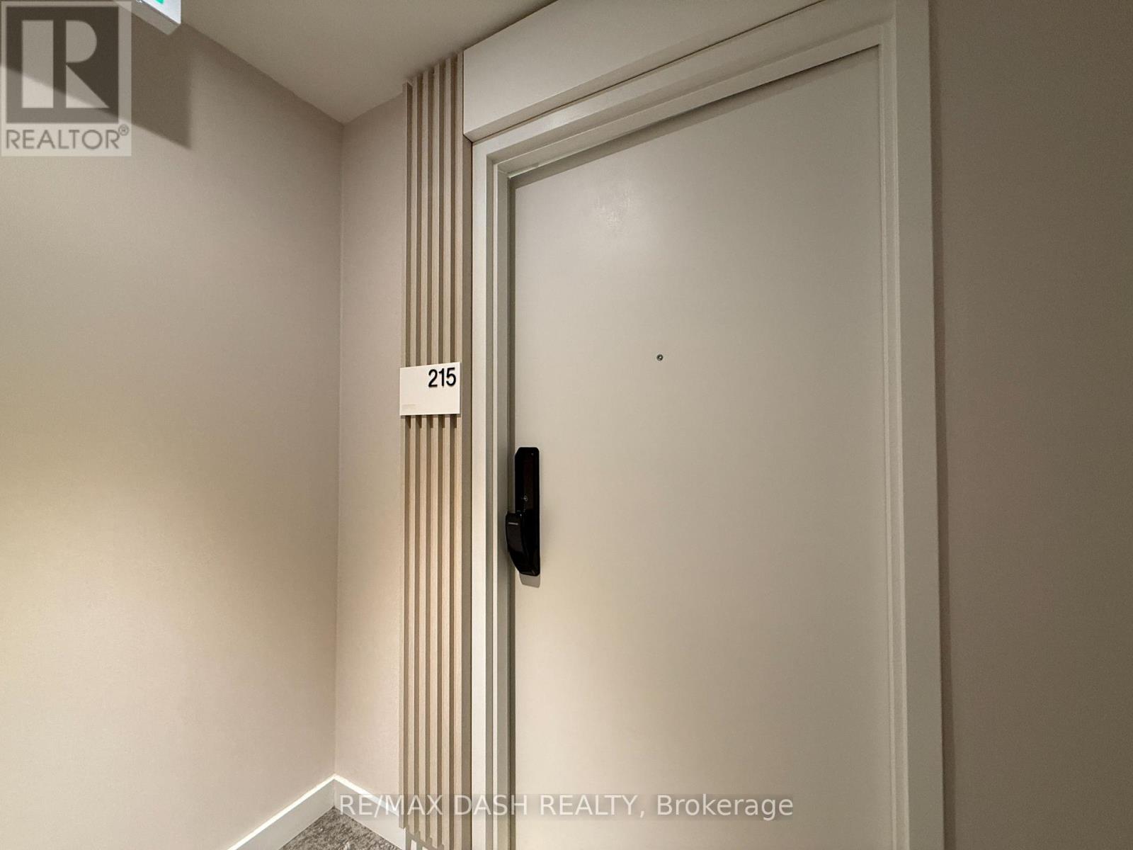 215 - 28 Ann Street, Mississauga, Ontario  M3C 0H5 - Photo 2 - W12497860