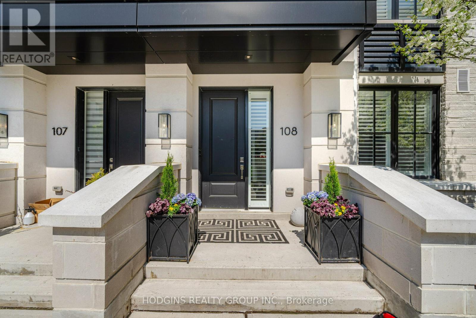 108 - 1180 Cawthra Road, Mississauga, Ontario  L5G 0A5 - Photo 2 - W12497906