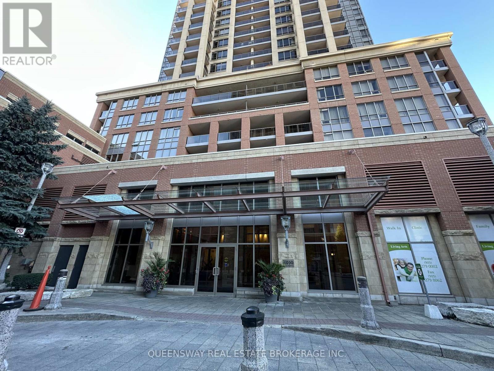 1507 - 4090 Living Arts Drive, Mississauga, Ontario  L5B 4M8 - Photo 2 - W12497930