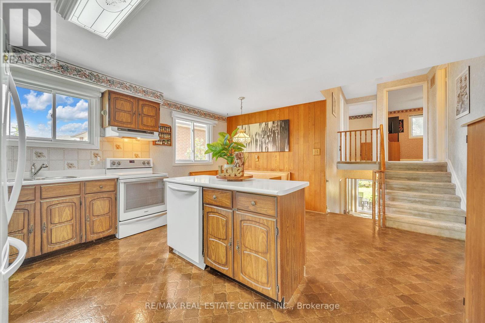 54 Braidwood Lake Road, Brampton (Heart Lake West), Ontario  L6Z 1X6 - Photo 18 - W12497950