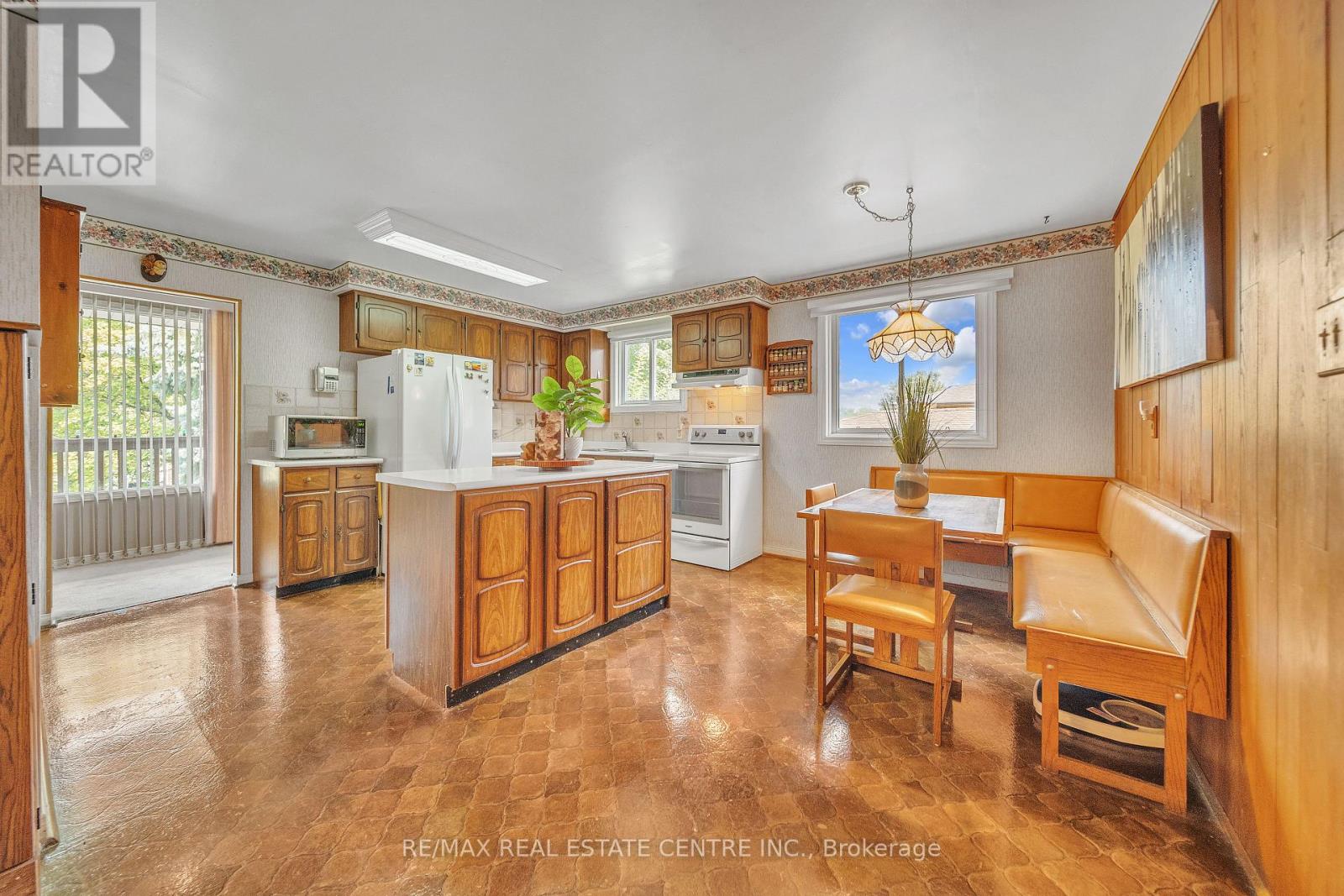 54 Braidwood Lake Road, Brampton (Heart Lake West), Ontario  L6Z 1X6 - Photo 20 - W12497950