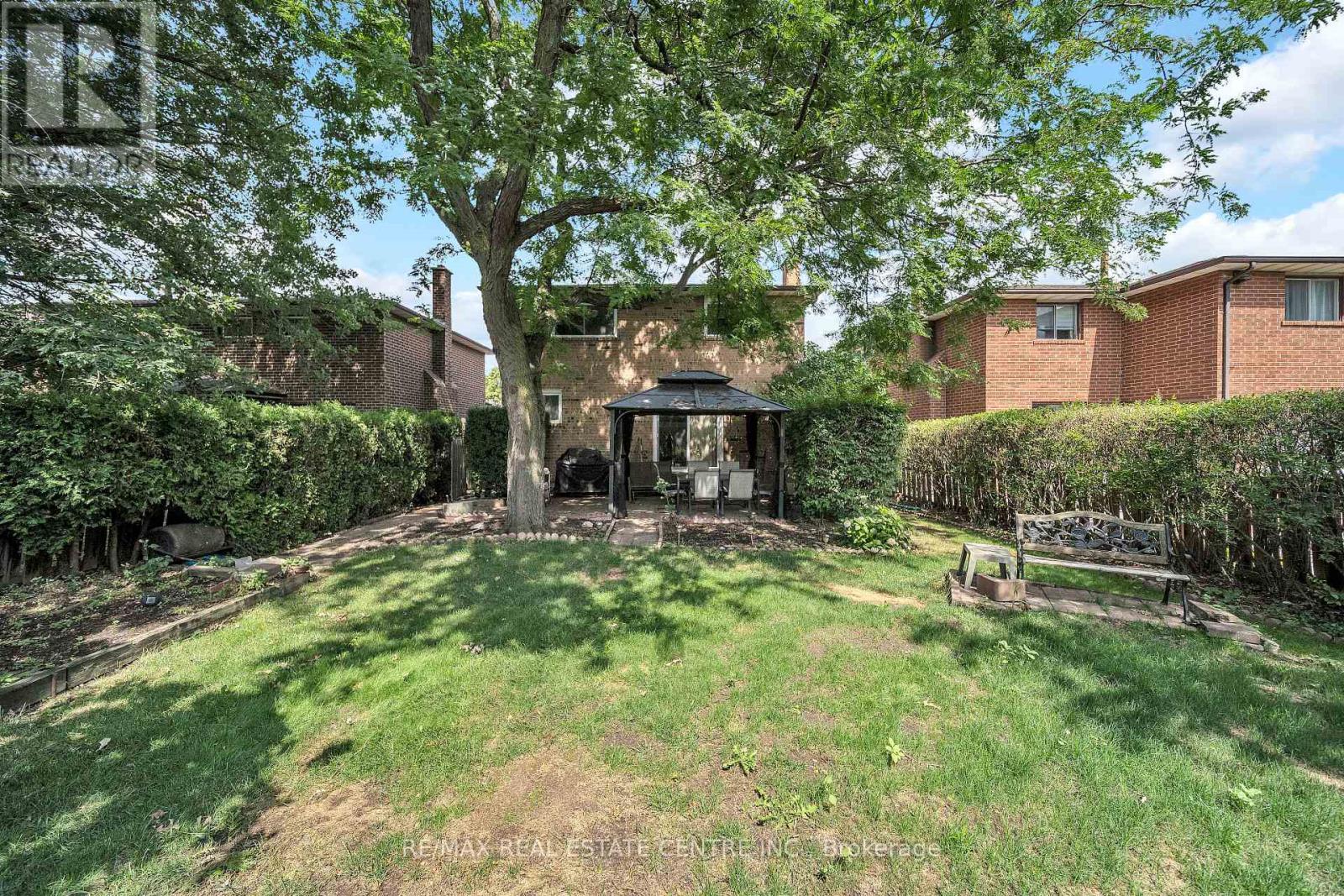 54 Braidwood Lake Road, Brampton (Heart Lake West), Ontario  L6Z 1X6 - Photo 41 - W12497950