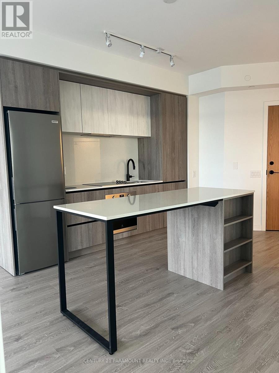 2206 - 2495 Eglinton Avenue W, Mississauga, Ontario  L5M 2V8 - Photo 2 - W12497954