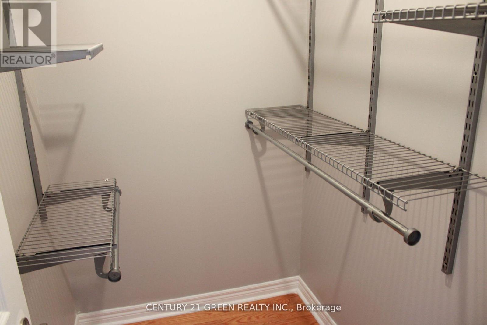 7306 Aldercrest Drive, Mississauga, Ontario  L5N 7T3 - Photo 15 - W12497992