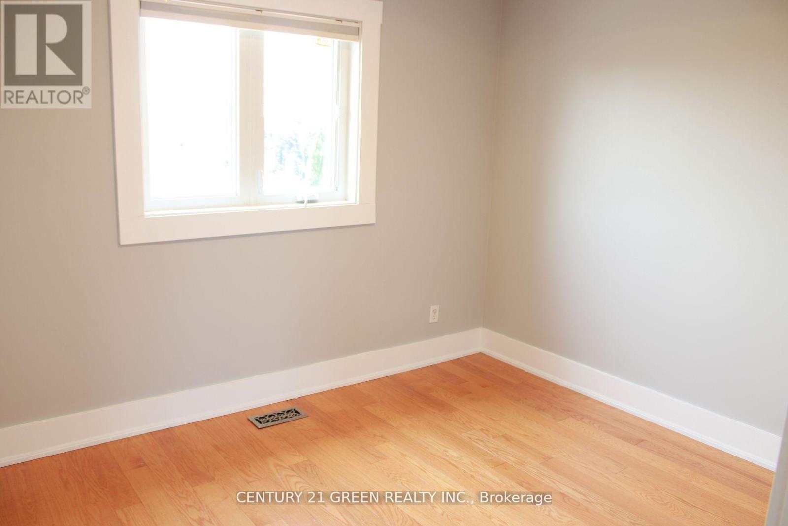 7306 Aldercrest Drive, Mississauga, Ontario  L5N 7T3 - Photo 17 - W12497992