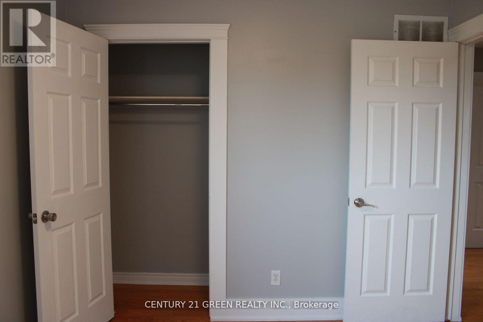 7306 Aldercrest Drive, Mississauga, Ontario  L5N 7T3 - Photo 21 - W12497992