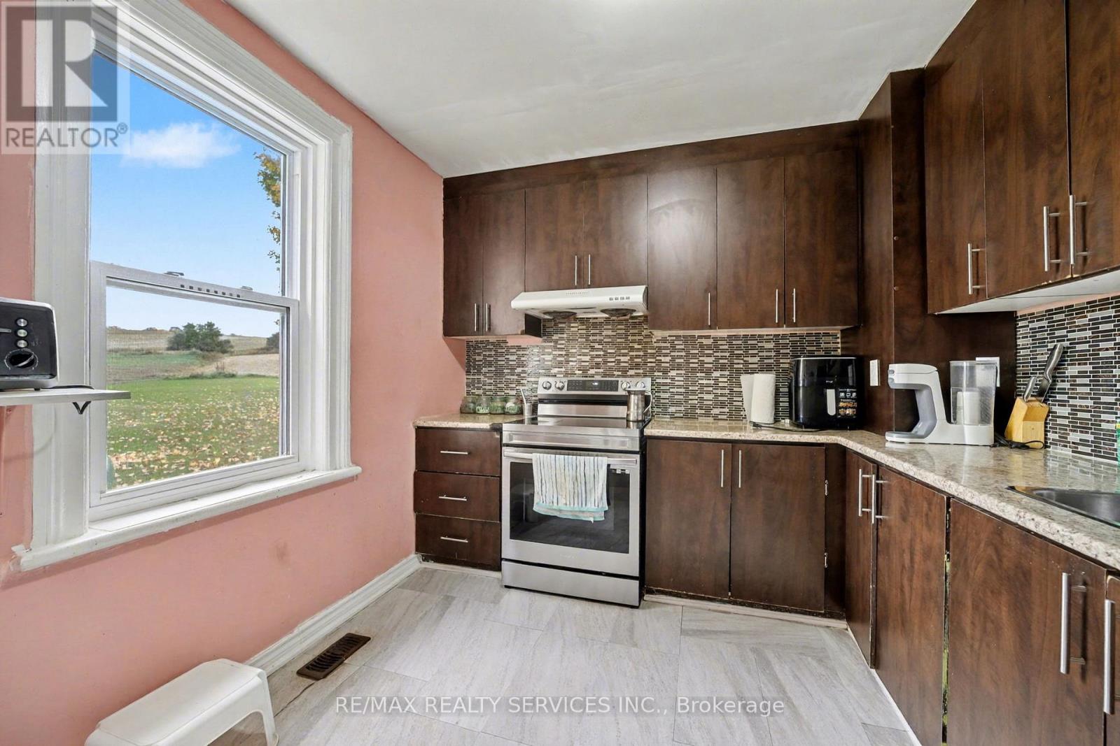 11889 Fourth Line, Halton Hills, Ontario  L7J 2M1 - Photo 14 - W12498012