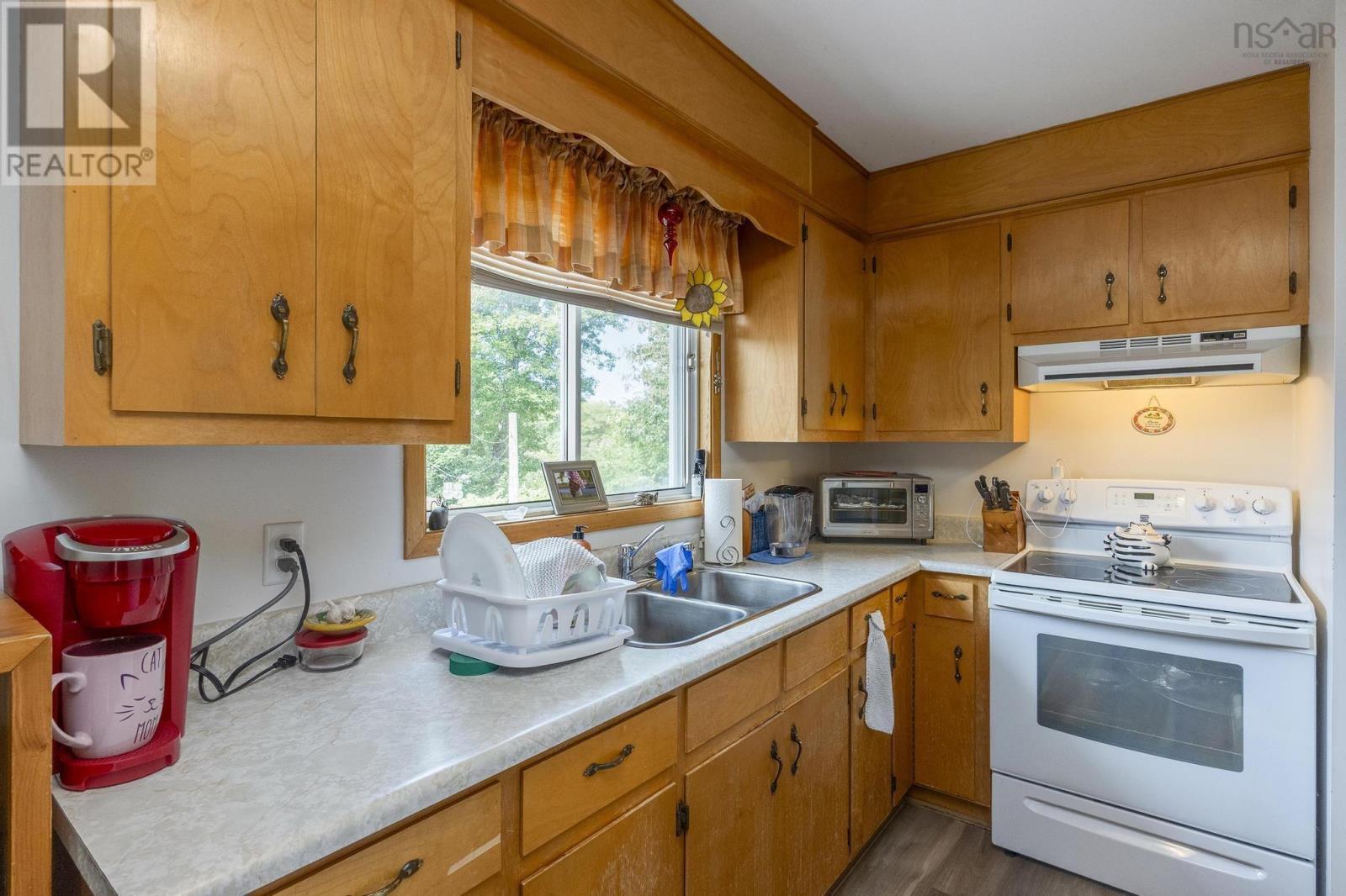 589/591 Sampson Drive, Greenwood, Nova Scotia  B0P 1R0 - Photo 10 - 202523083