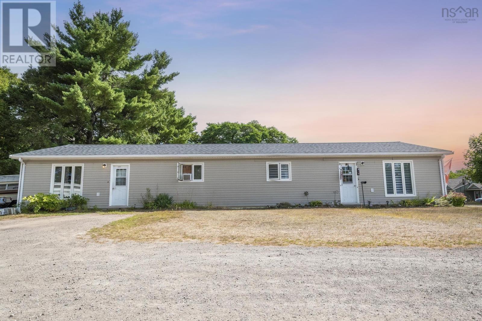 589/591 Sampson Drive, Greenwood, Nova Scotia  B0P 1R0 - Photo 3 - 202523083