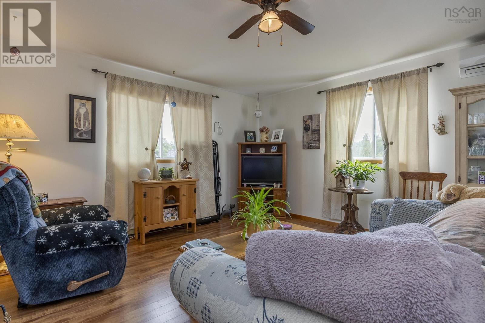 589/591 Sampson Drive, Greenwood, Nova Scotia  B0P 1R0 - Photo 6 - 202523083