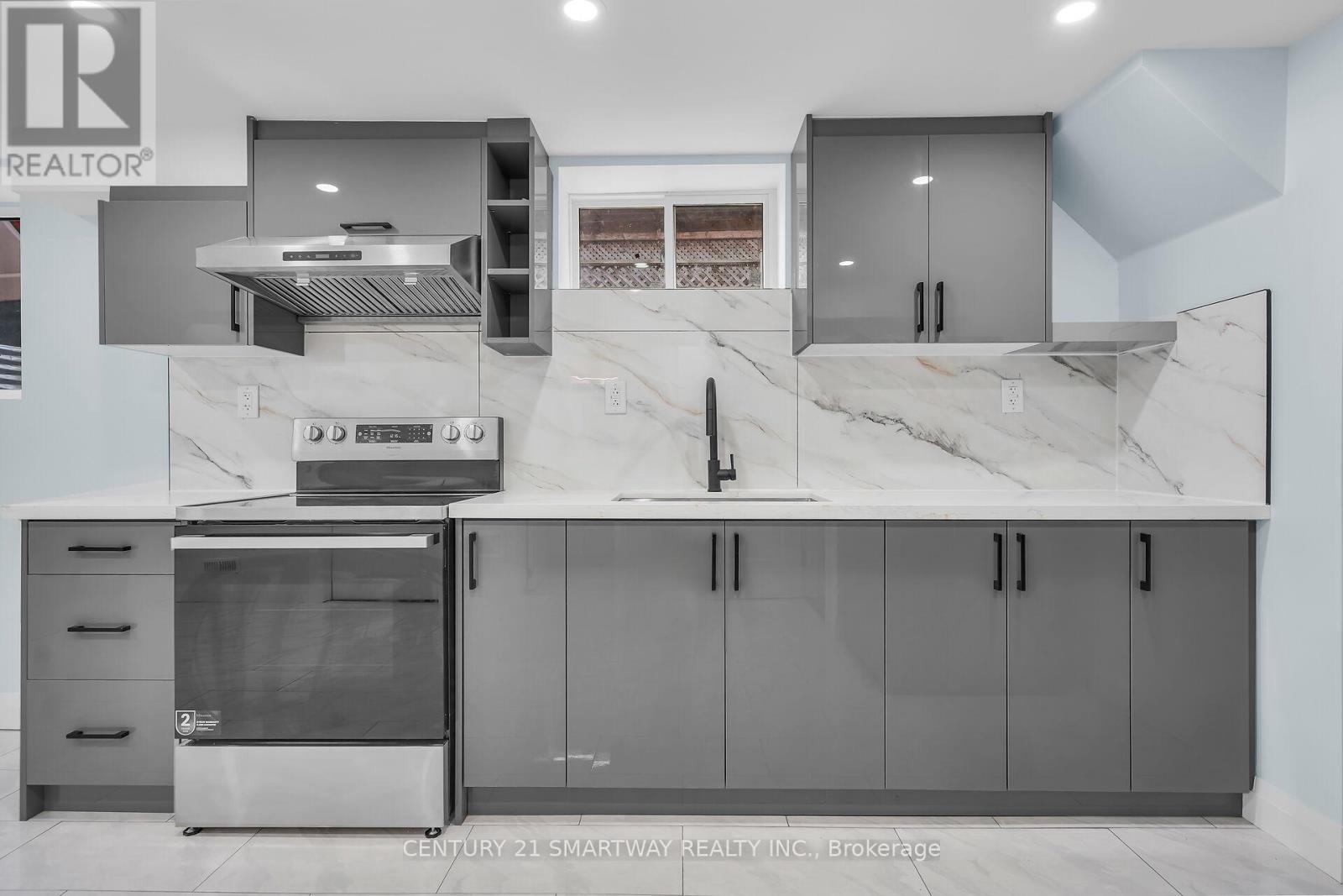 141 Boullee Street, London East (East C), Ontario  N5Y 1T8 - Photo 32 - X12497228