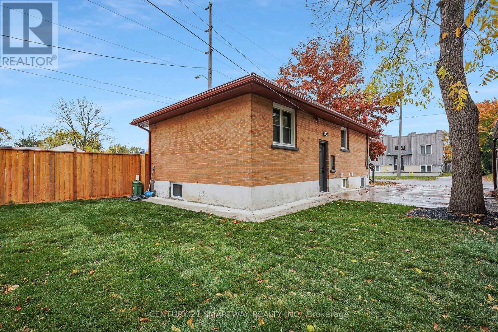 141 Boullee Street, London East (East C), Ontario  N5Y 1T8 - Photo 42 - X12497228