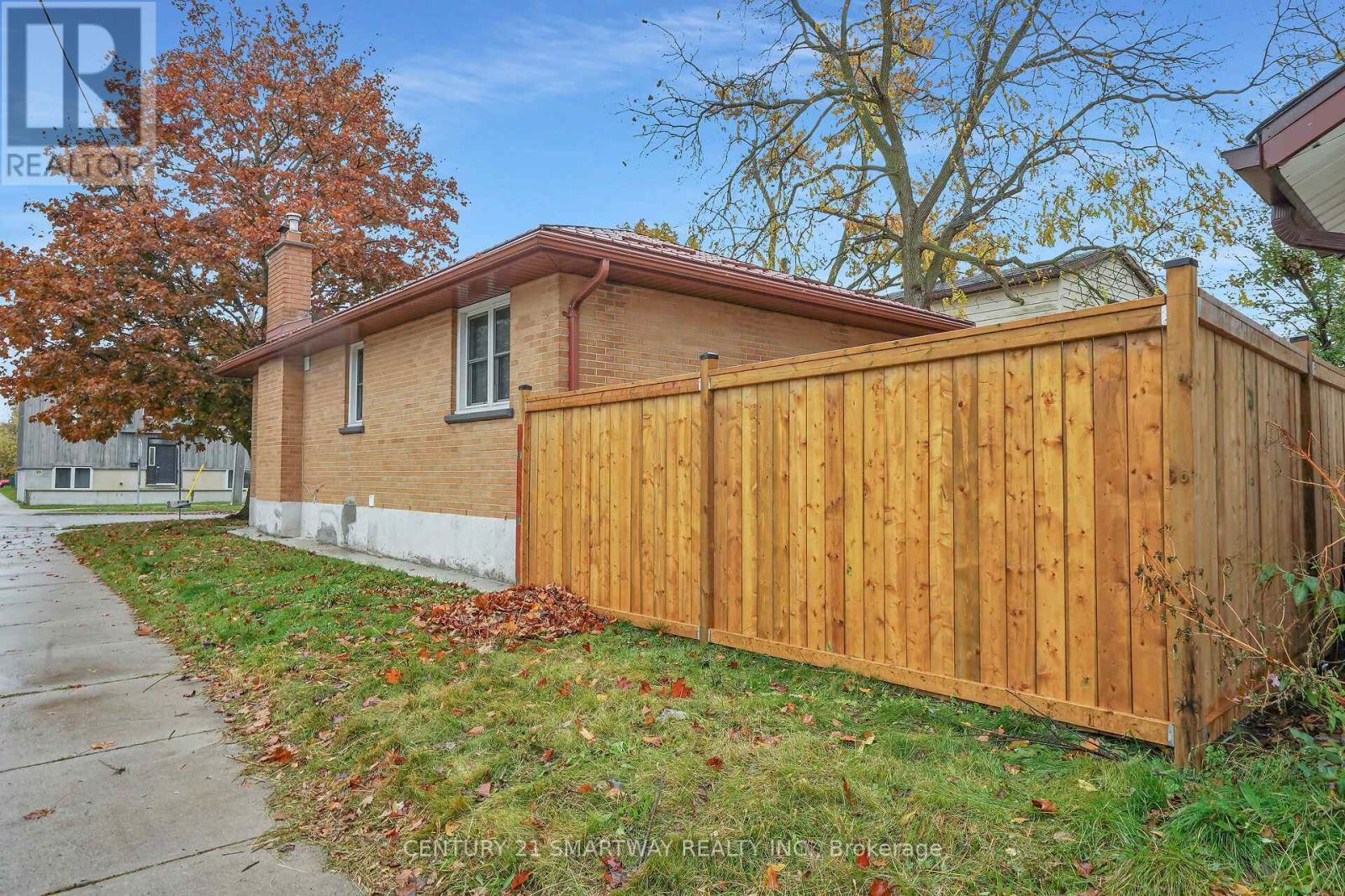 141 Boullee Street, London East (East C), Ontario  N5Y 1T8 - Photo 43 - X12497228