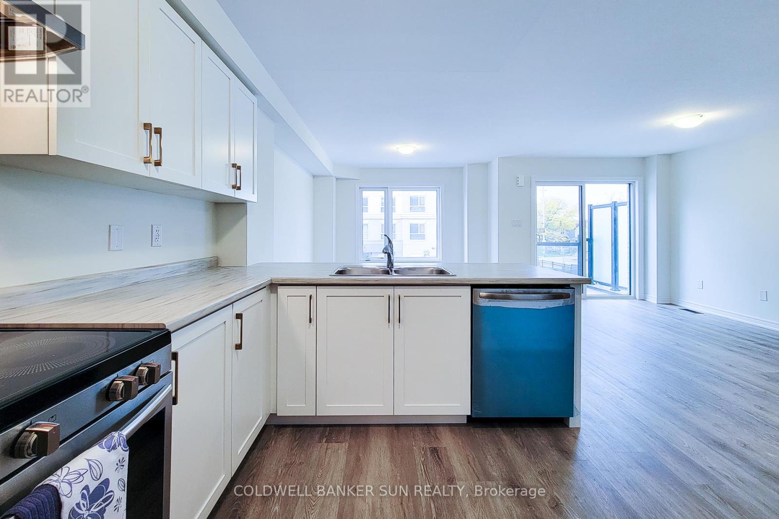 7 Roxanne Drive, Hamilton, Ontario  L8H 1L9 - Photo 16 - X12497252