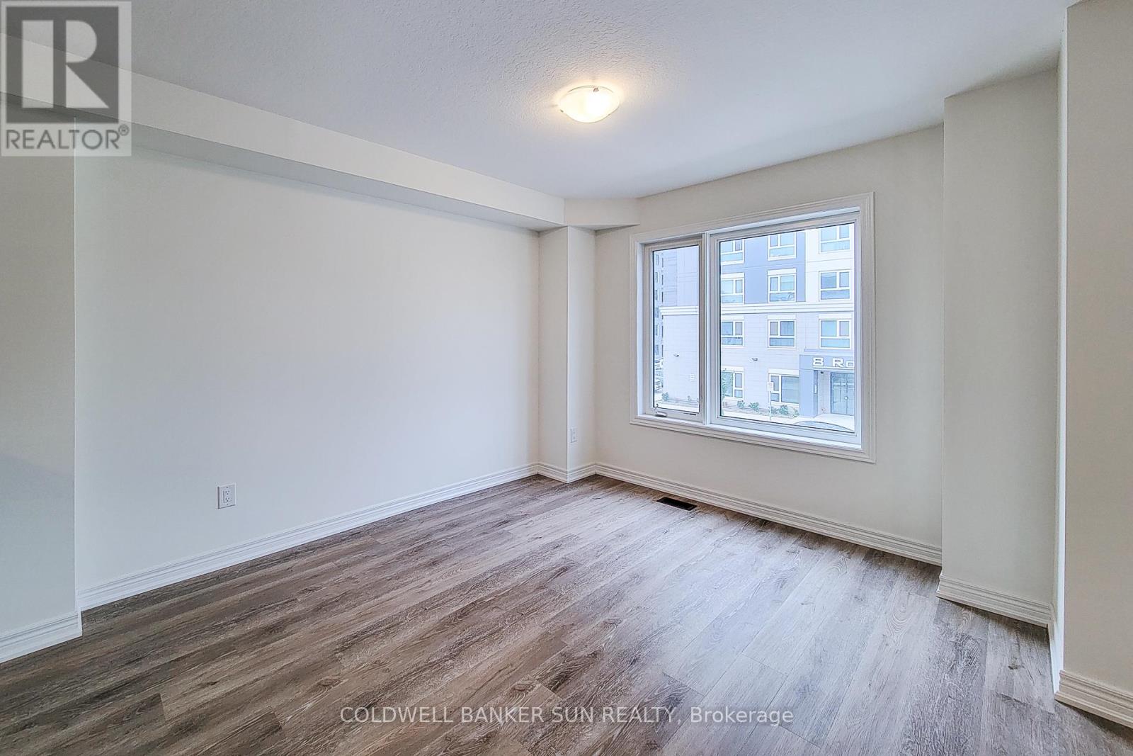 7 Roxanne Drive, Hamilton, Ontario  L8H 1L9 - Photo 20 - X12497252