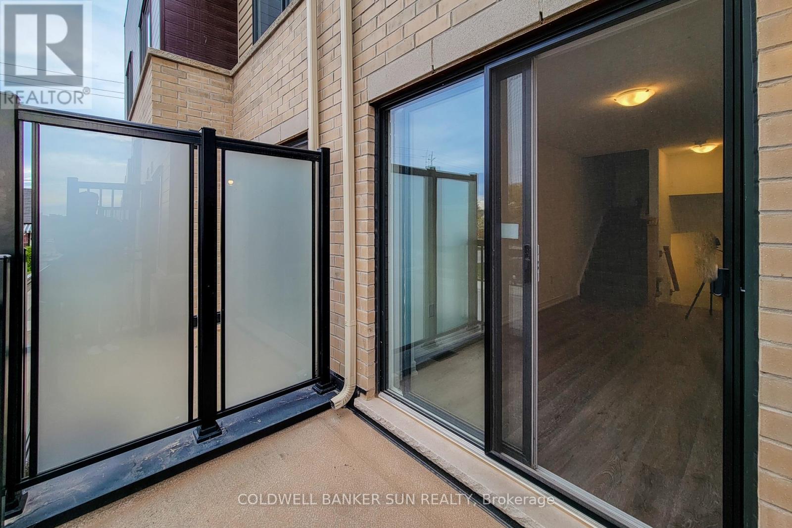 7 Roxanne Drive, Hamilton, Ontario  L8H 1L9 - Photo 23 - X12497252