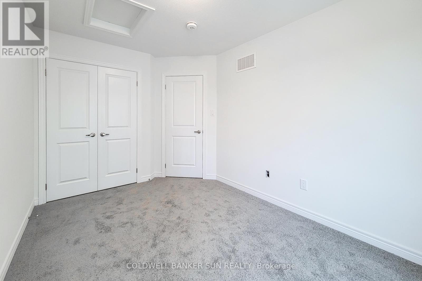 7 Roxanne Drive, Hamilton, Ontario  L8H 1L9 - Photo 34 - X12497252