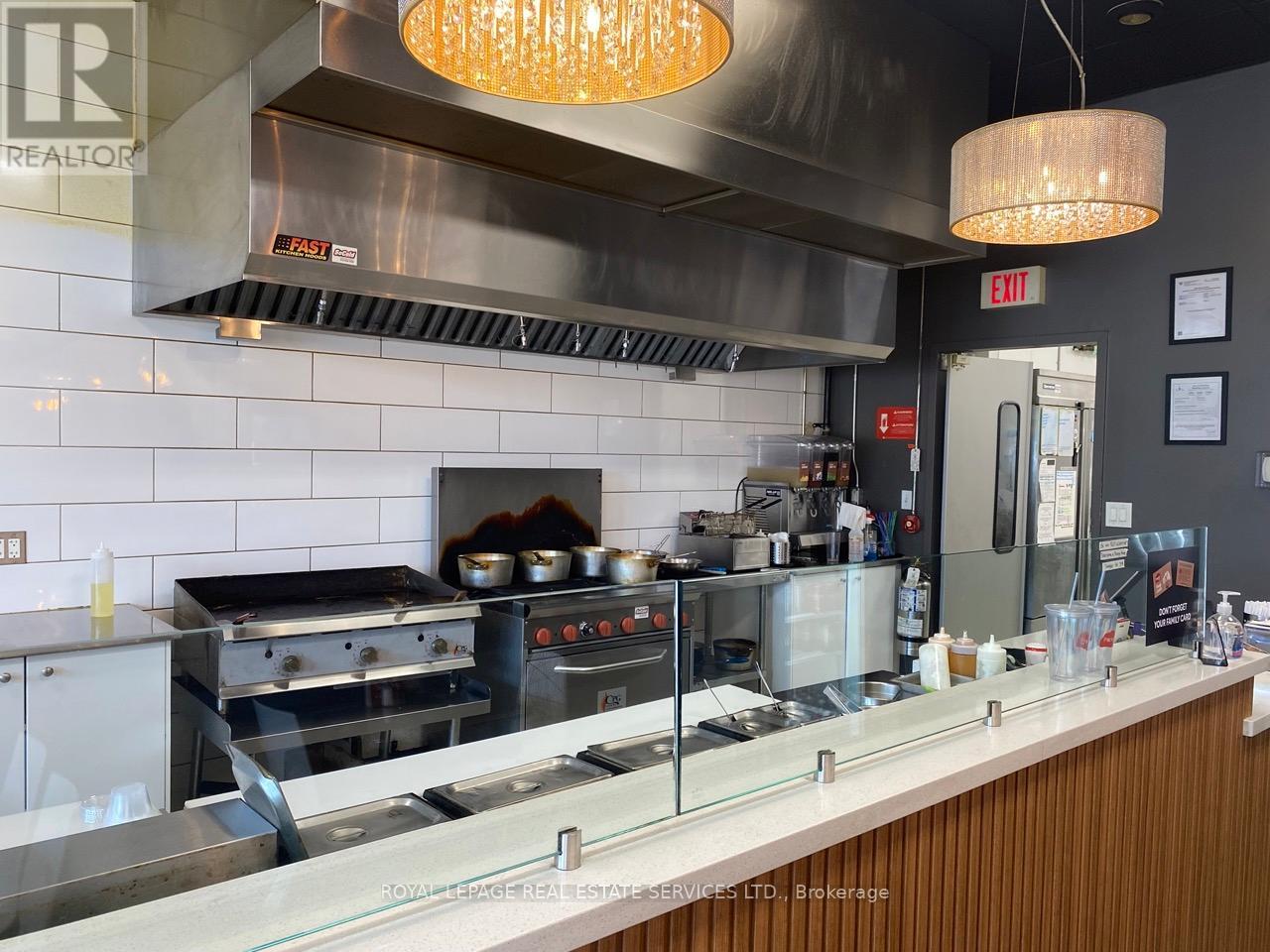 4336 King Street E, Kitchener, Ontario  N2P 3W6 - Photo 7 - X12497288