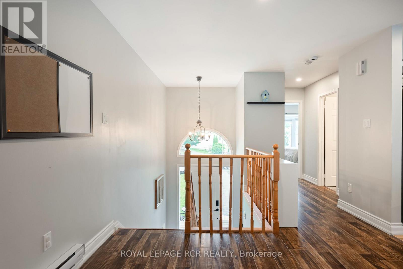 310 Shelburne Place, Shelburne, Ontario  L9V 3A9 - Photo 12 - X12497326