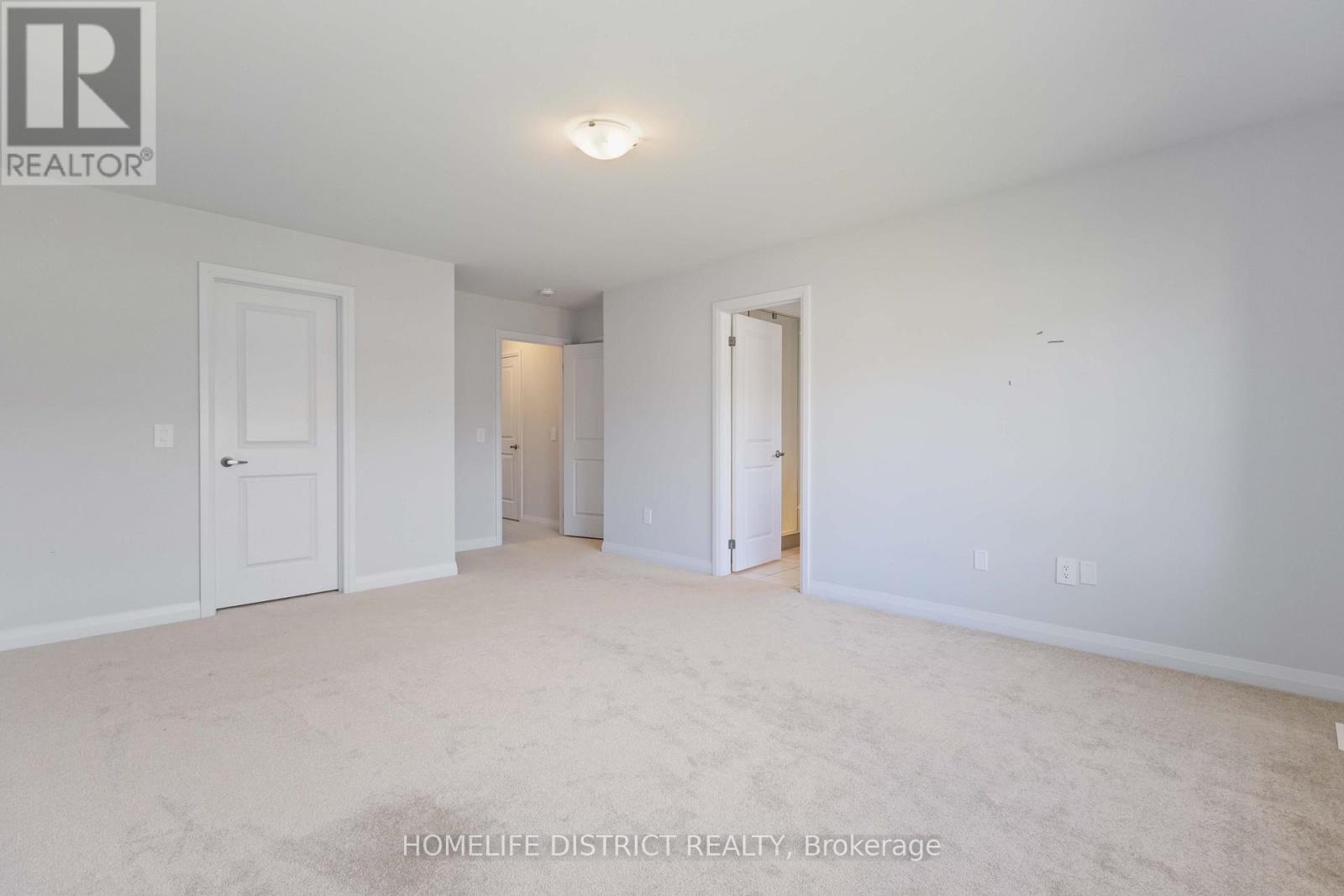 34 Keenan Street, Kawartha Lakes, Ontario  K9V 6C2 - Photo 20 - X12497370