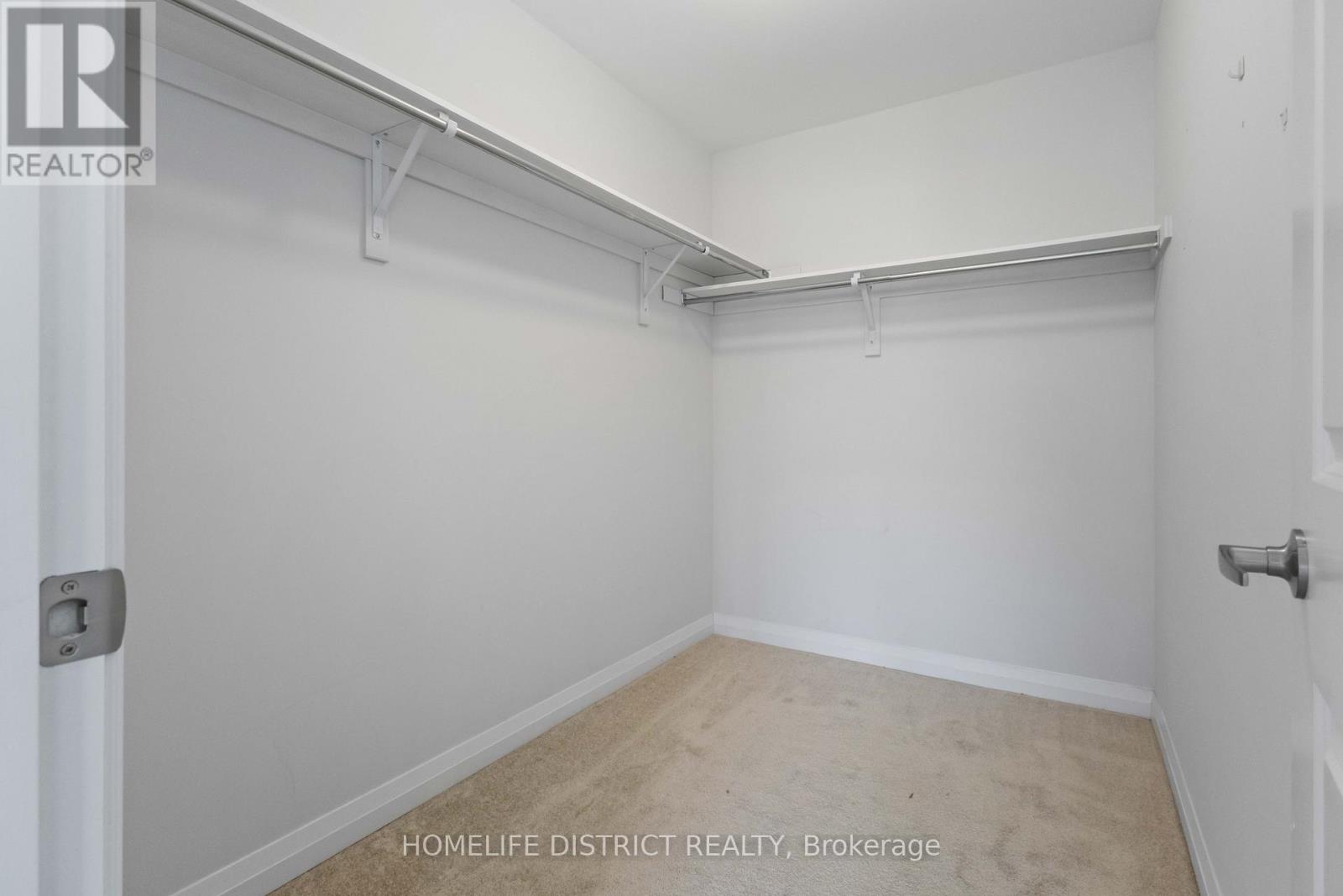 34 Keenan Street, Kawartha Lakes, Ontario  K9V 6C2 - Photo 22 - X12497370