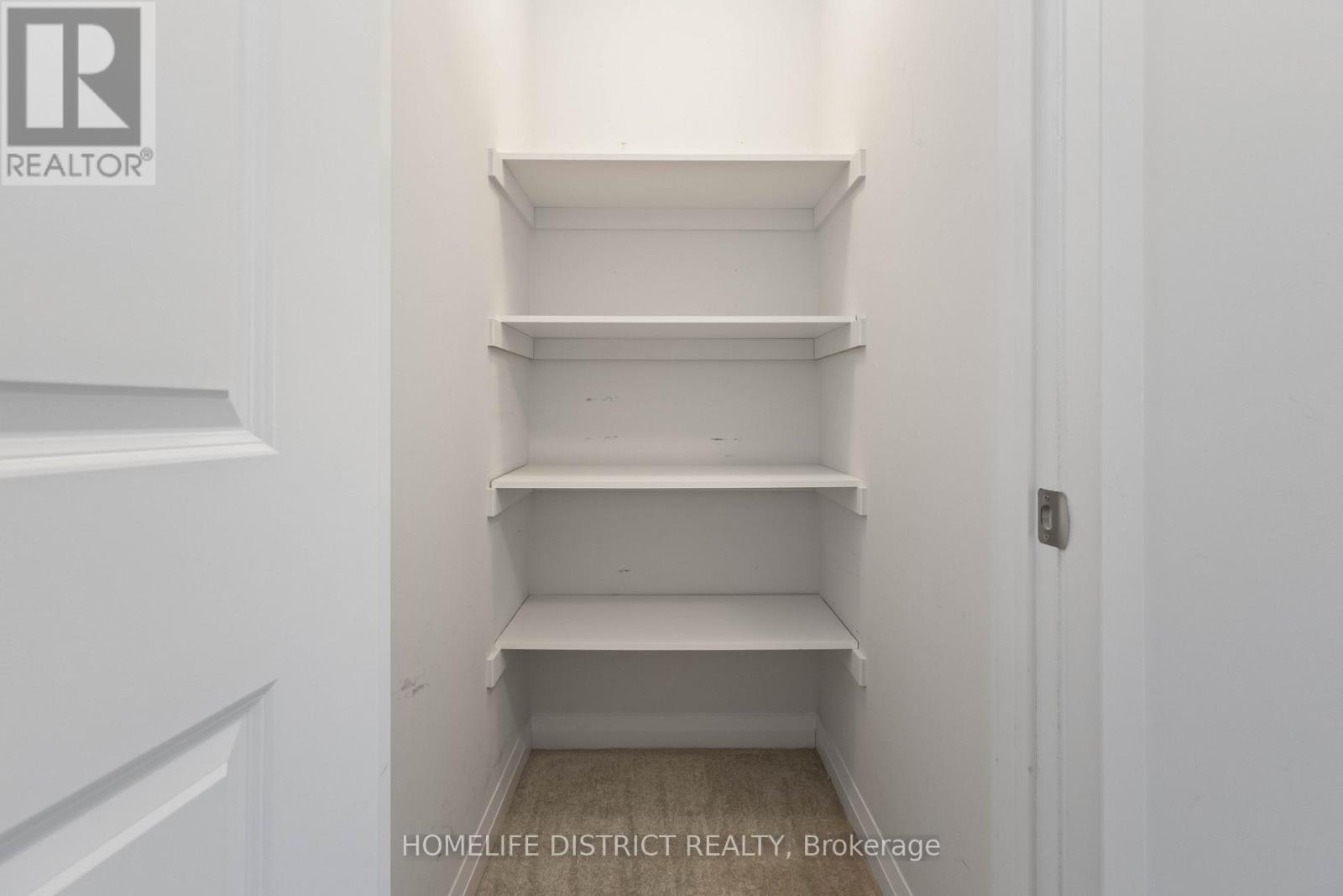 34 Keenan Street, Kawartha Lakes, Ontario  K9V 6C2 - Photo 25 - X12497370