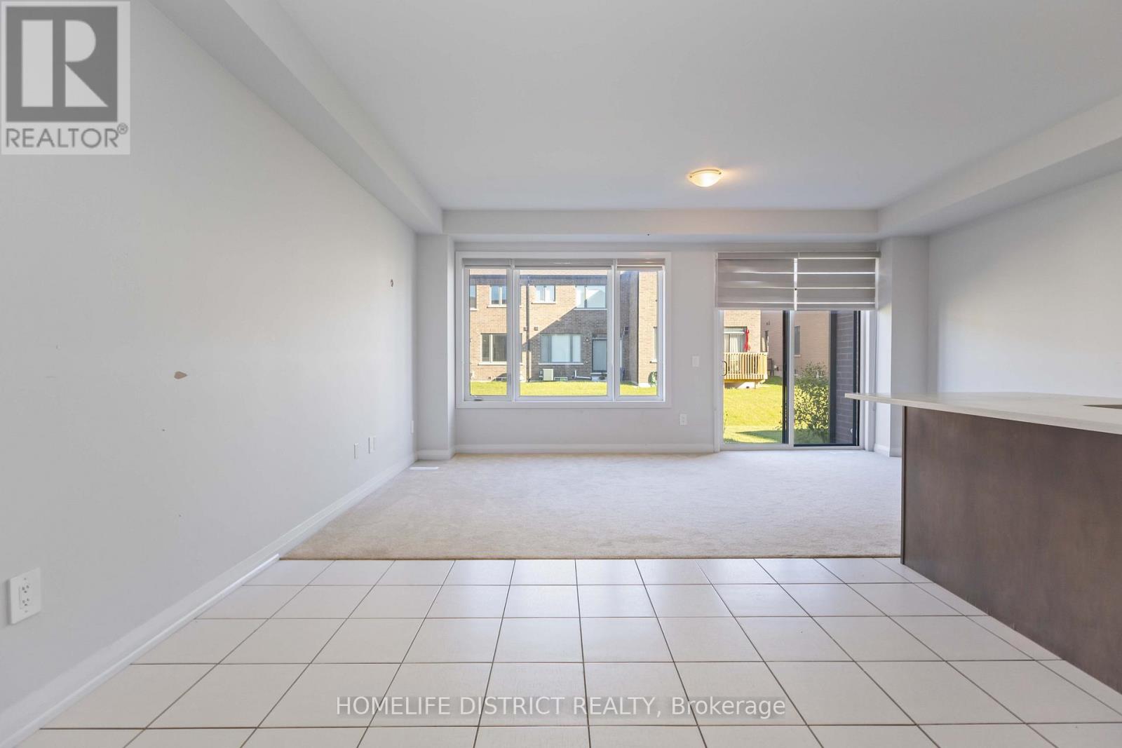 34 Keenan Street, Kawartha Lakes, Ontario  K9V 6C2 - Photo 4 - X12497370