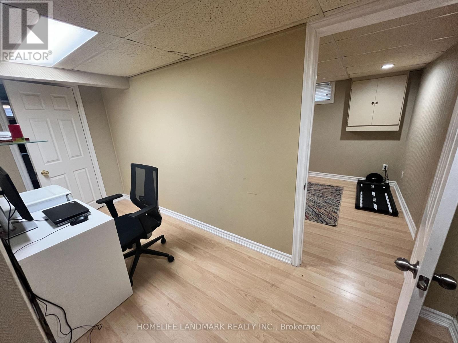 39 Elma Street, St. Catharines (Lakeport), Ontario  L2N 6Z2 - Photo 11 - X12497376