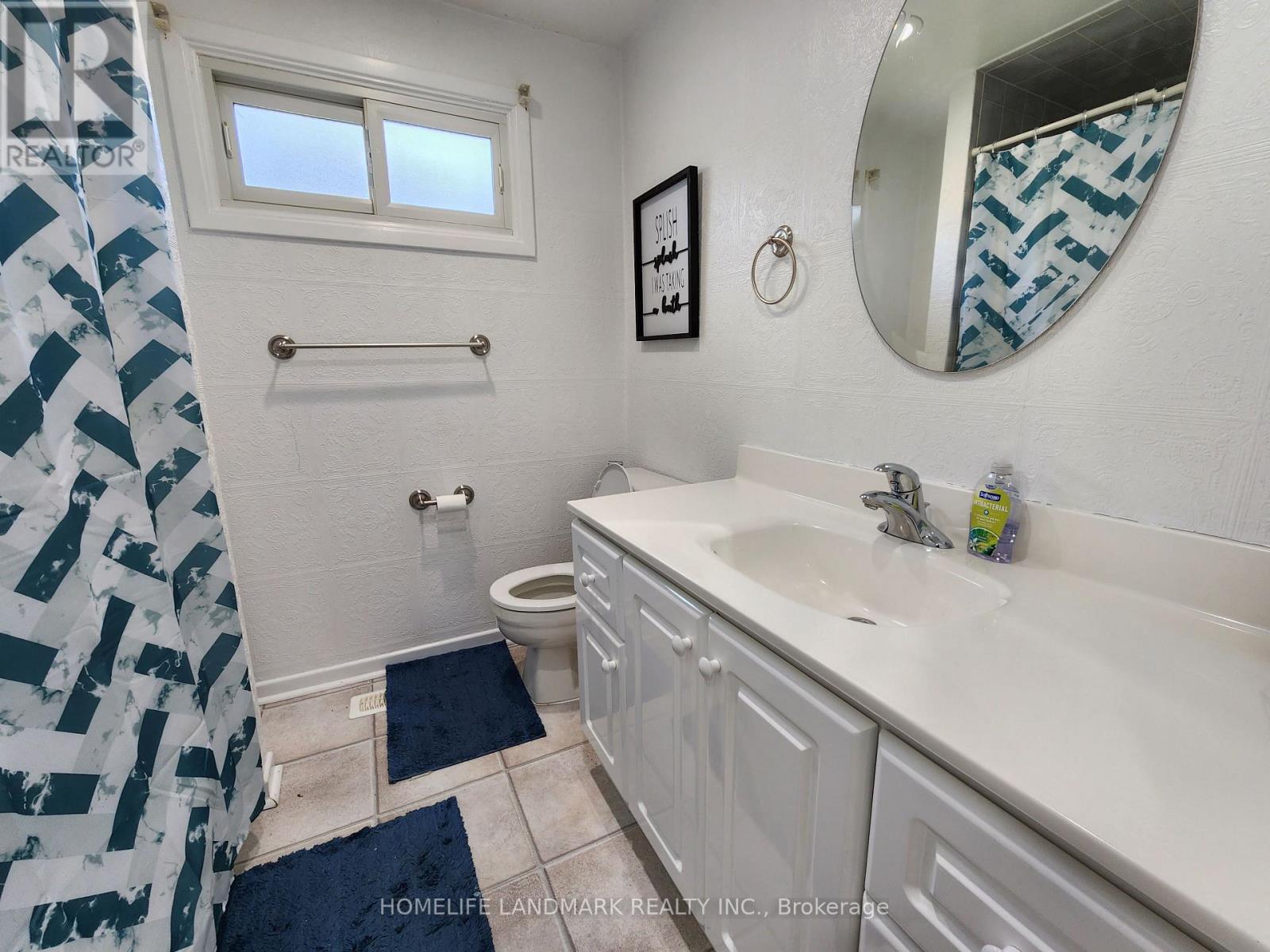 39 Elma Street, St. Catharines (Lakeport), Ontario  L2N 6Z2 - Photo 8 - X12497376