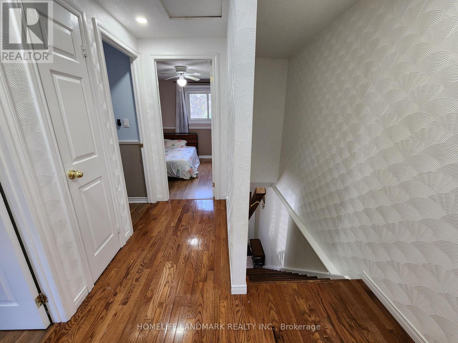 39 Elma Street, St. Catharines (Lakeport), Ontario  L2N 6Z2 - Photo 9 - X12497376