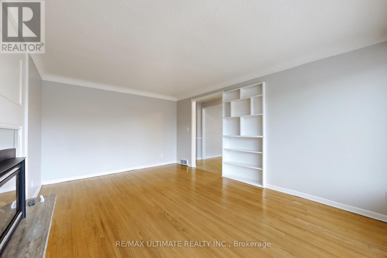 Geb - 96 Lakeshore Road, St. Catharines, Ontario  L2N 2T5 - Photo 11 - X12497448