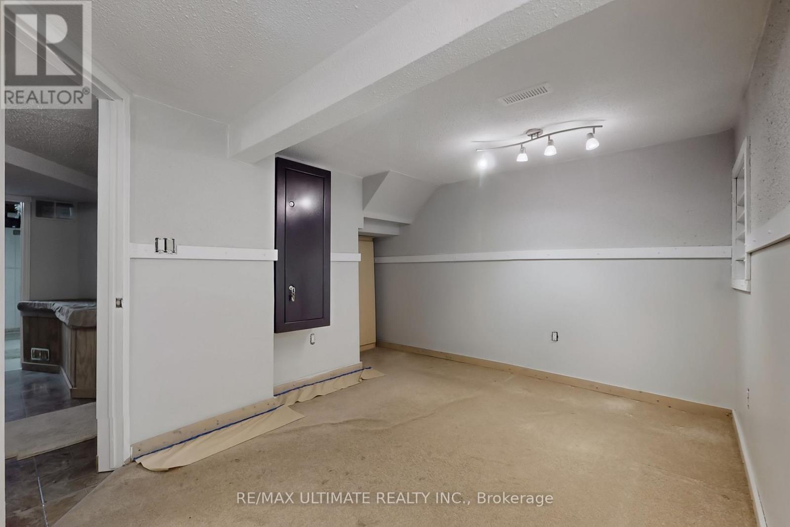 Geb - 96 Lakeshore Road, St. Catharines, Ontario  L2N 2T5 - Photo 38 - X12497448