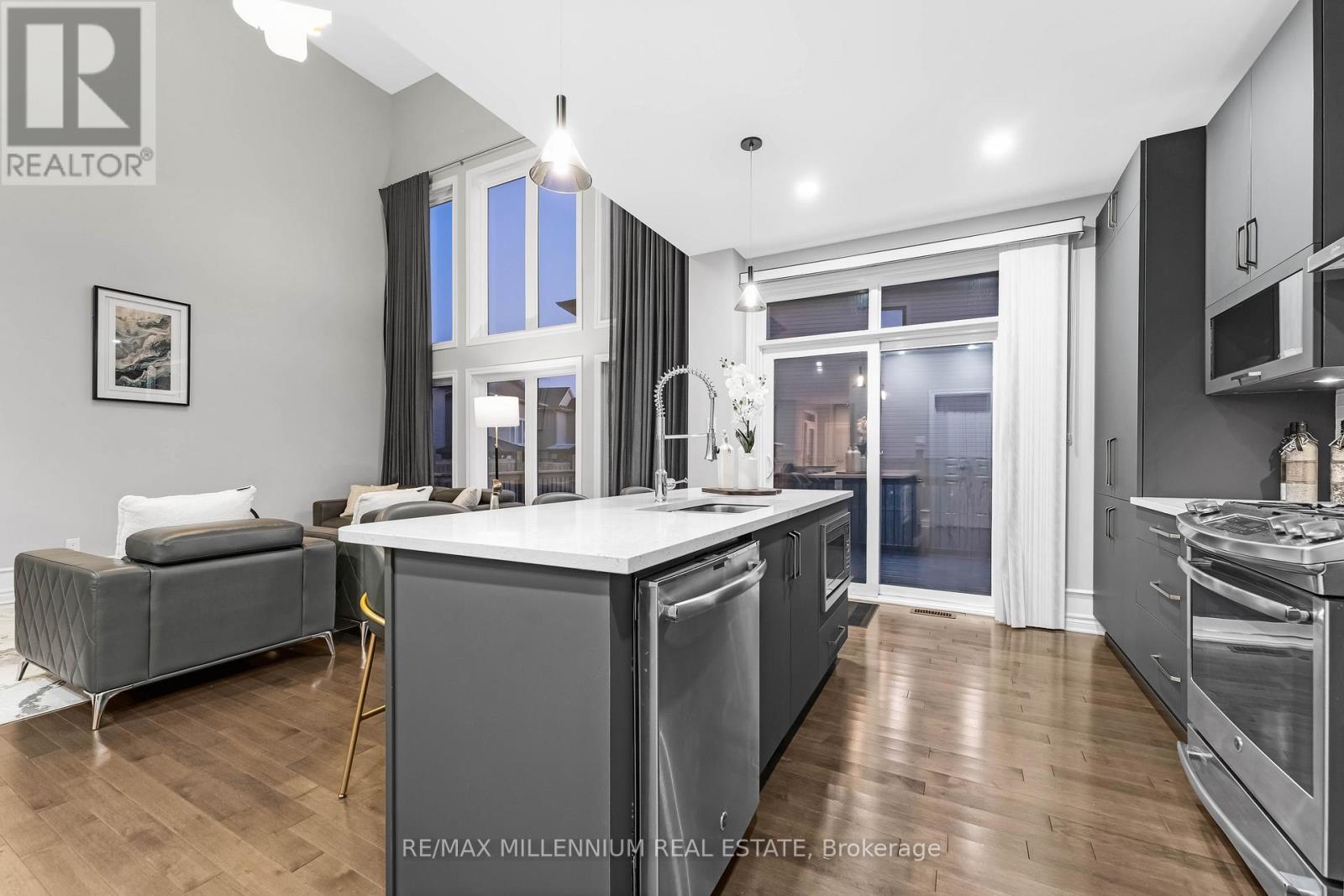 327 Ballinville Circle, Ottawa, Ontario  K4M 0E2 - Photo 27 - X12497494