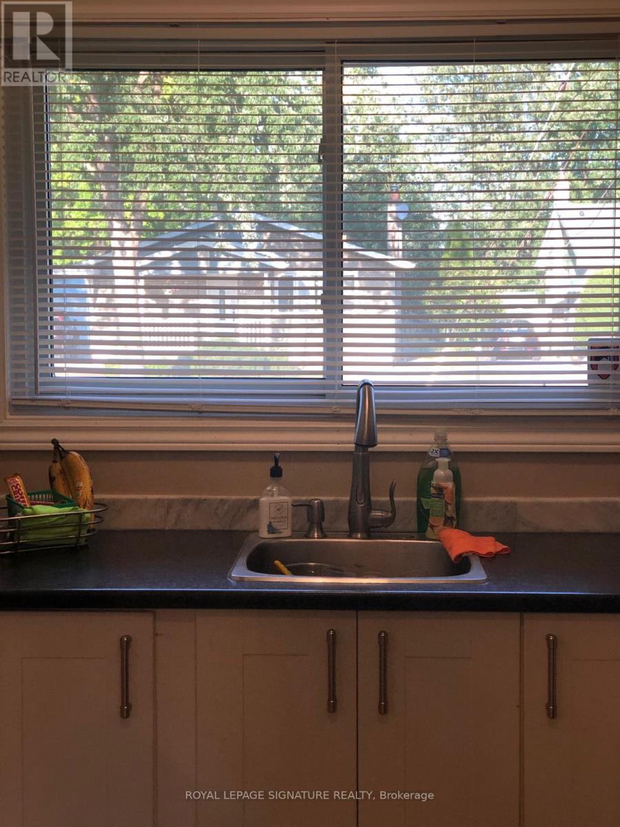 7381 Marieclaude Avenue, Niagara Falls, Ontario  L2G 5M1 - Photo 6 - X12497580