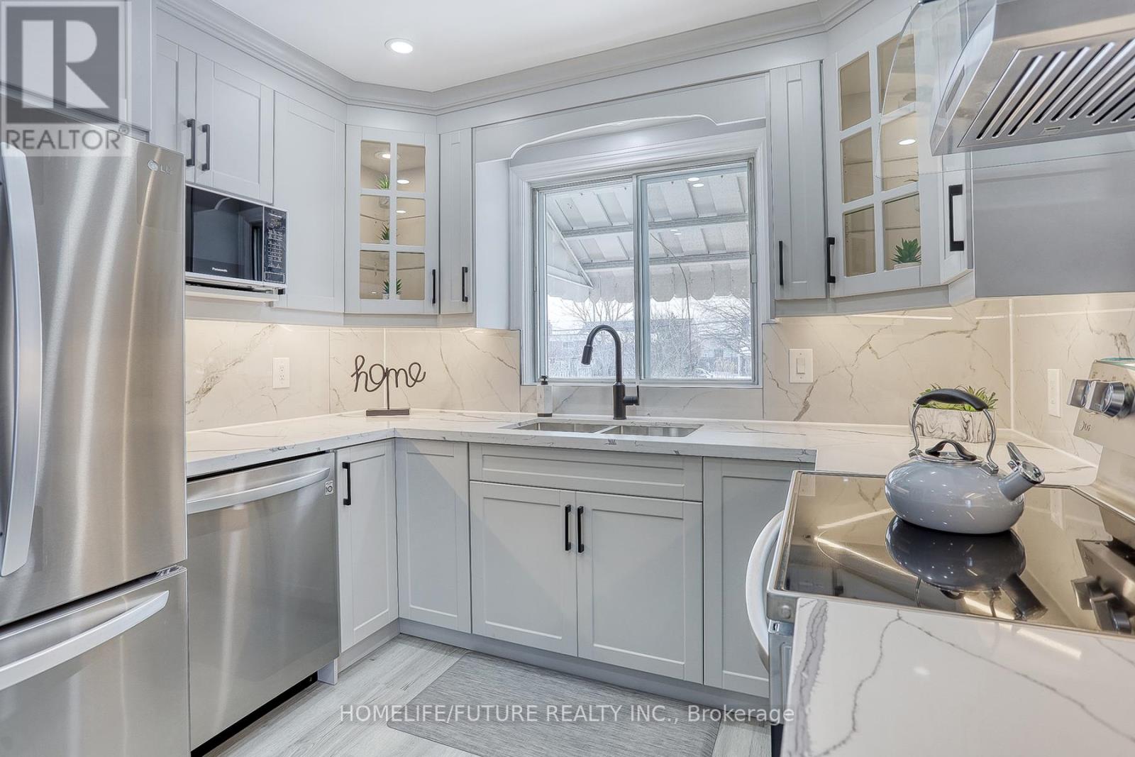 602 Finucane Street, Oshawa, Ontario  L1J 5L6 - Photo 16 - E12498044