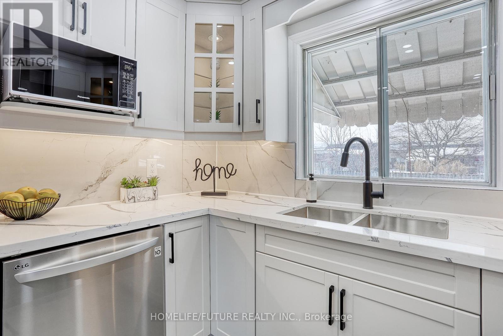 602 Finucane Street, Oshawa, Ontario  L1J 5L6 - Photo 18 - E12498044