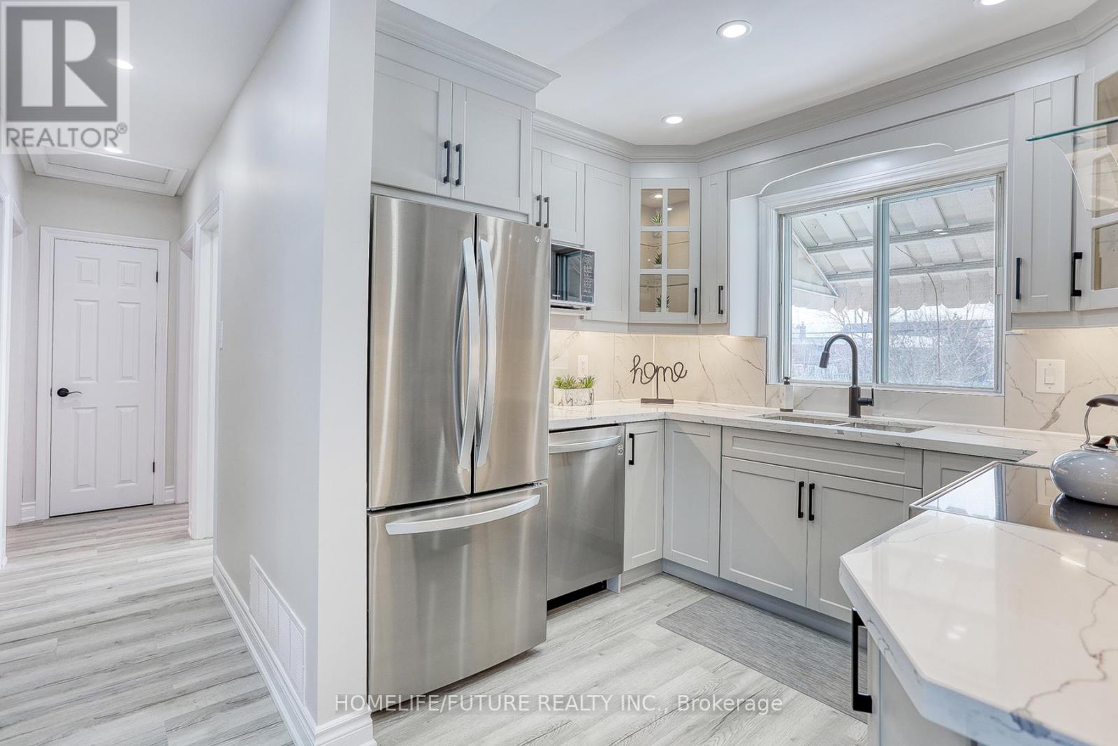 602 Finucane Street, Oshawa, Ontario  L1J 5L6 - Photo 19 - E12498044