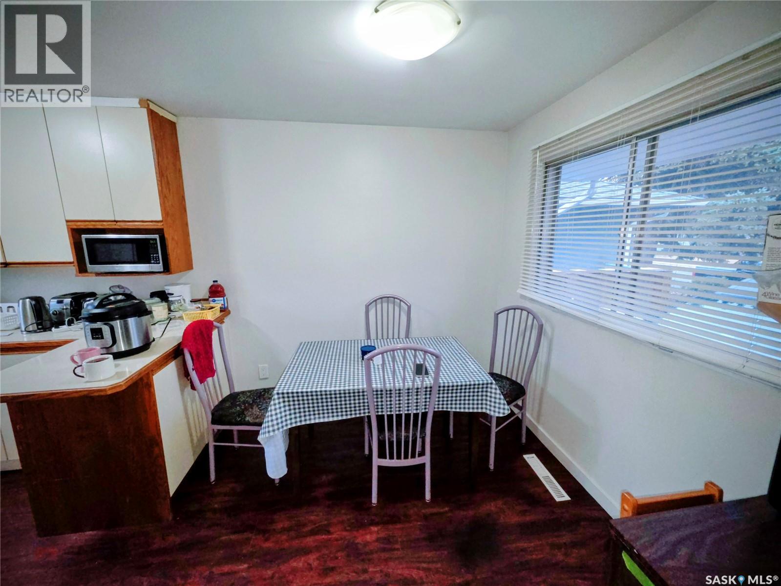 1622 Cumberland Avenue S, Saskatoon, Saskatchewan  S7H 2M5 - Photo 4 - SK022150