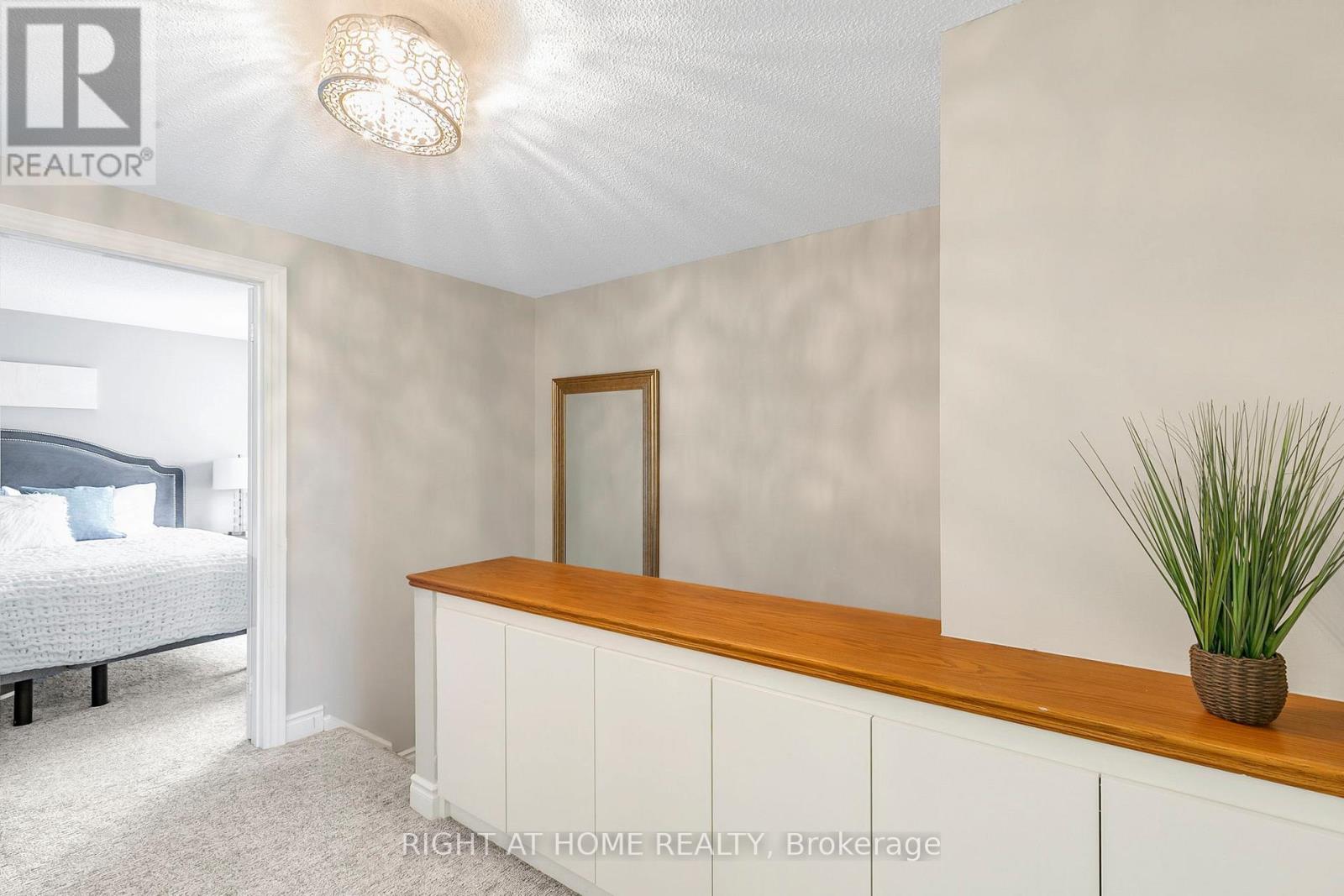 25 Castle Rock Drive, Richmond Hill (North Richvale), Ontario  L4C 5A3 - Photo 16 - N12498076