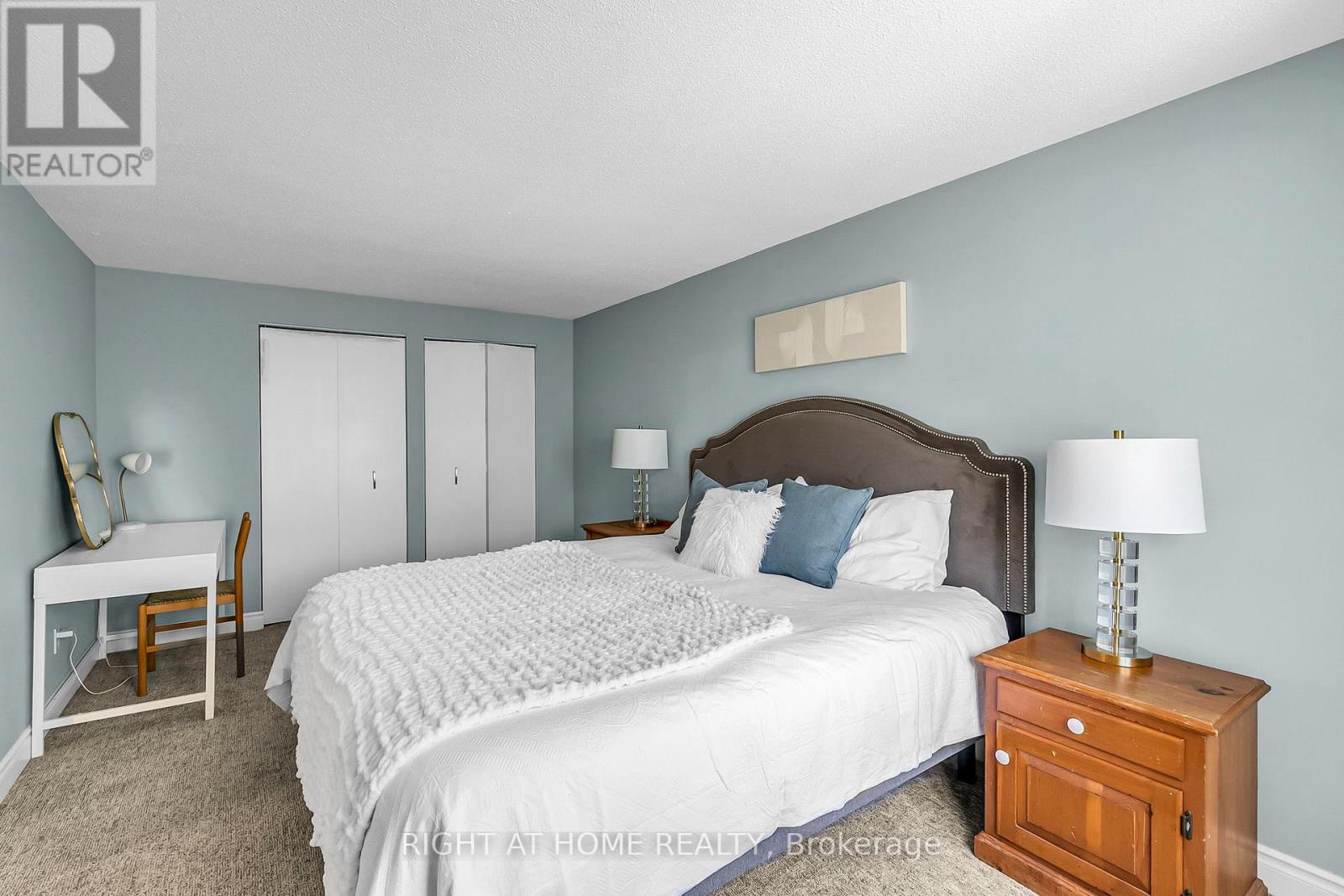 25 Castle Rock Drive, Richmond Hill (North Richvale), Ontario  L4C 5A3 - Photo 17 - N12498076