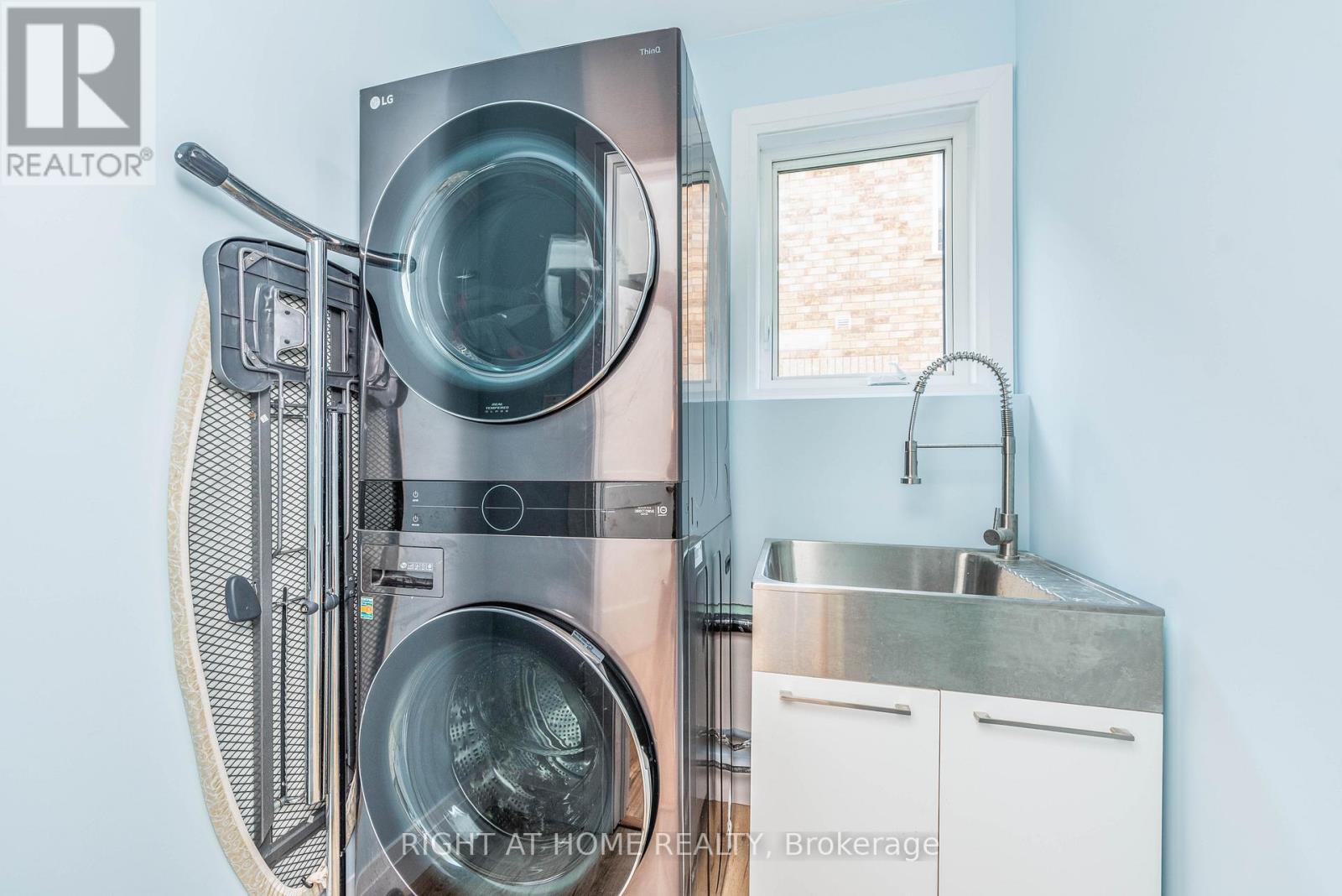 11 Ottaway Avenue, Barrie (Wellington), Ontario  L4M 2W6 - Photo 42 - S12498048