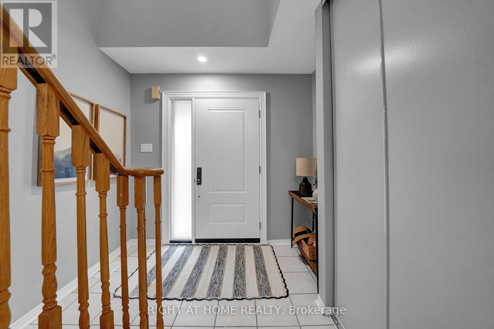 9 Kershaw Street, Clarington, Ontario  L1C 4S4 - Photo 3 - E12498114