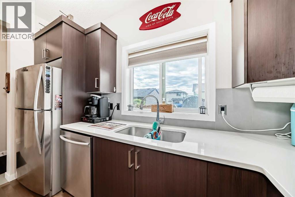 23 Belgian Link, Cochrane, Alberta  T4C 0M3 - Photo 5 - A2247720