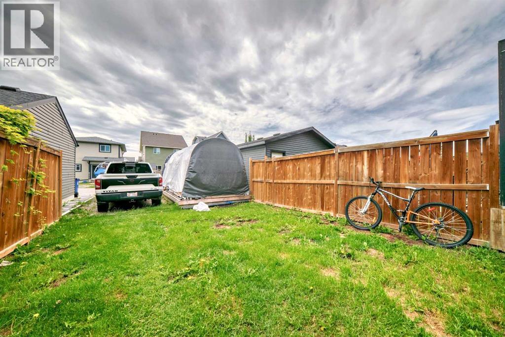 23 Belgian Link, Cochrane, Alberta  T4C 0M3 - Photo 20 - A2247720