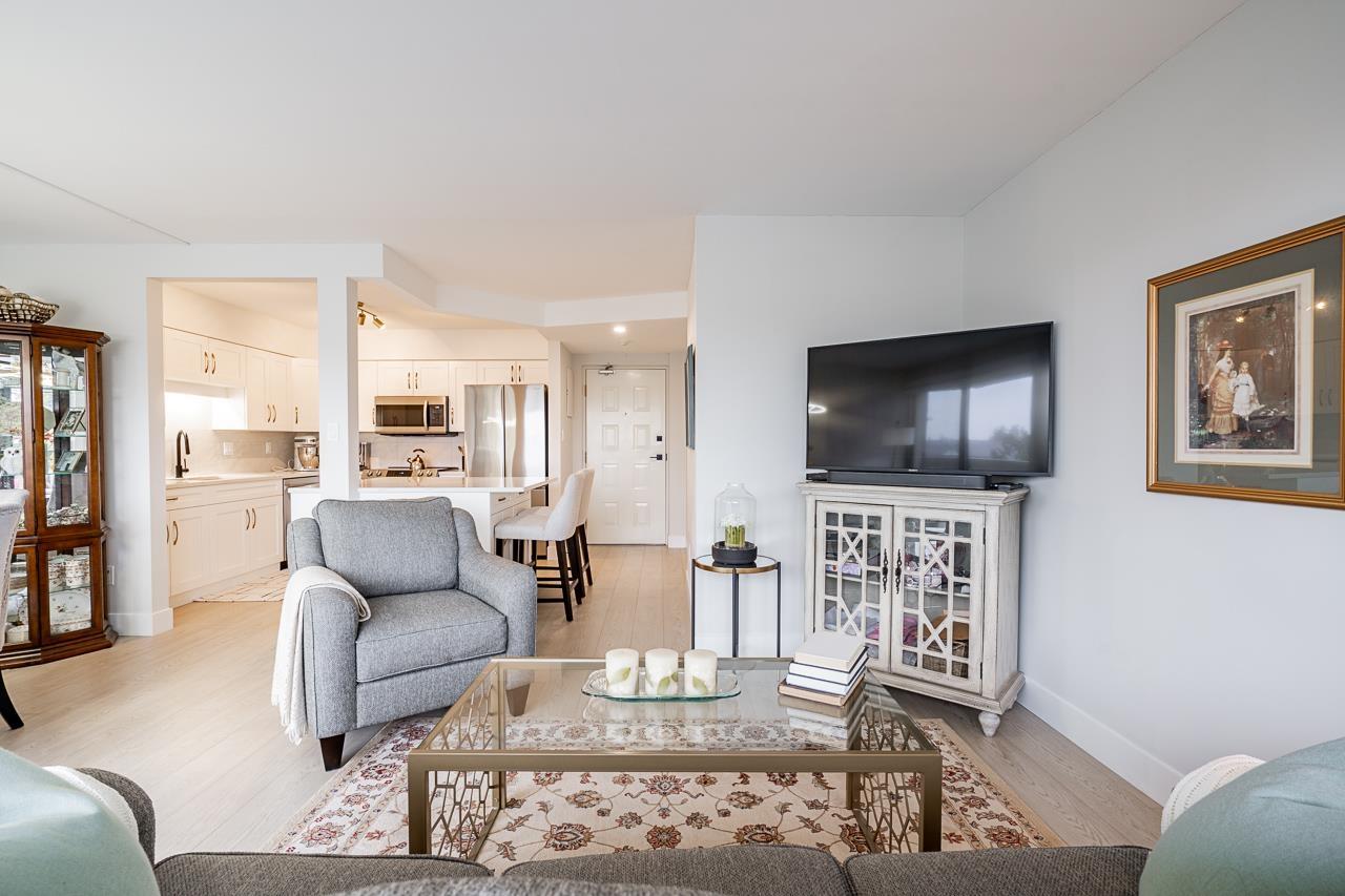 301 31955 Old Yale Road, Abbotsford, British Columbia  V2T 4N1 - Photo 15 - R3063633