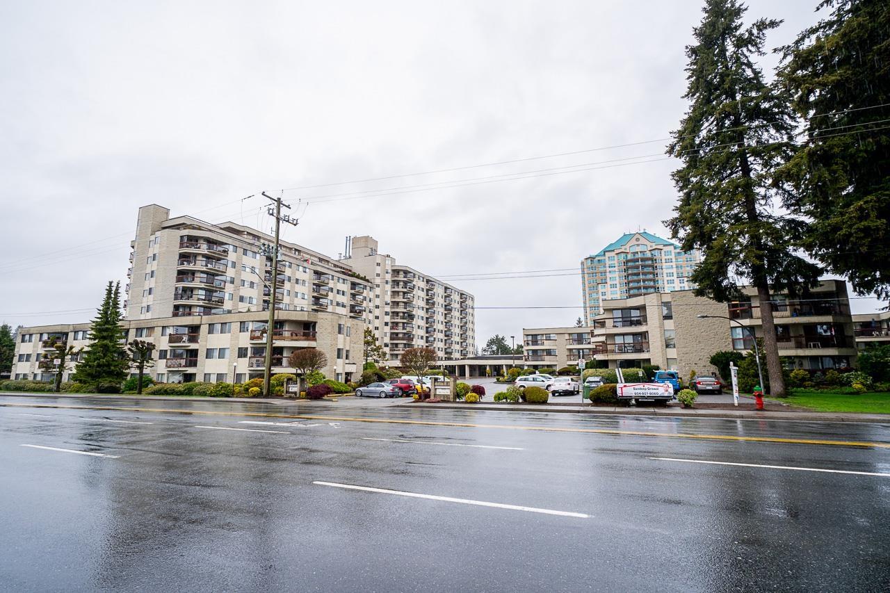 301 31955 Old Yale Road, Abbotsford, British Columbia  V2T 4N1 - Photo 3 - R3063633