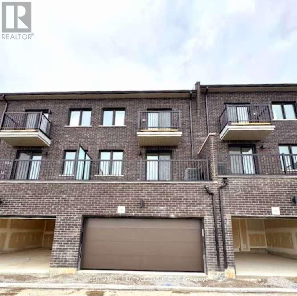 63 Peace Lane, Richmond Hill, Ontario  L4B 0J5 - Photo 2 - N12489072