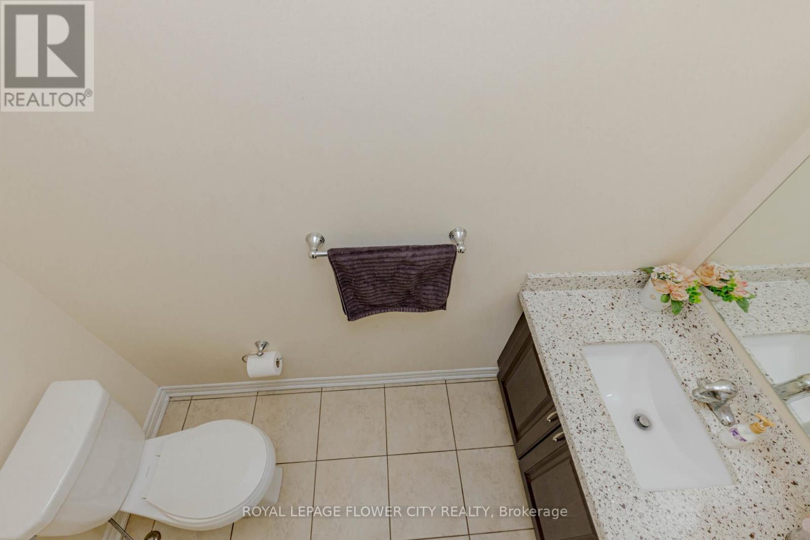 49 Squire Ellis Drive, Brampton, Ontario  L6P 4C2 - Photo 16 - W12498018