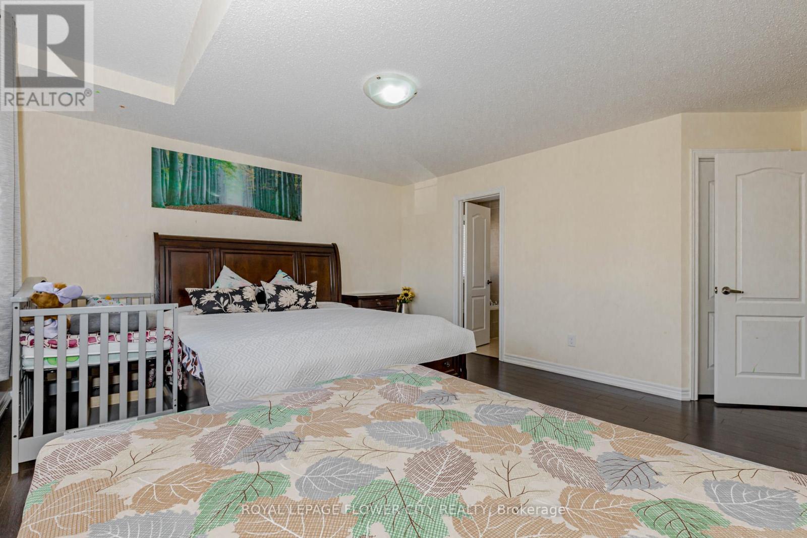 49 Squire Ellis Drive, Brampton, Ontario  L6P 4C2 - Photo 20 - W12498018