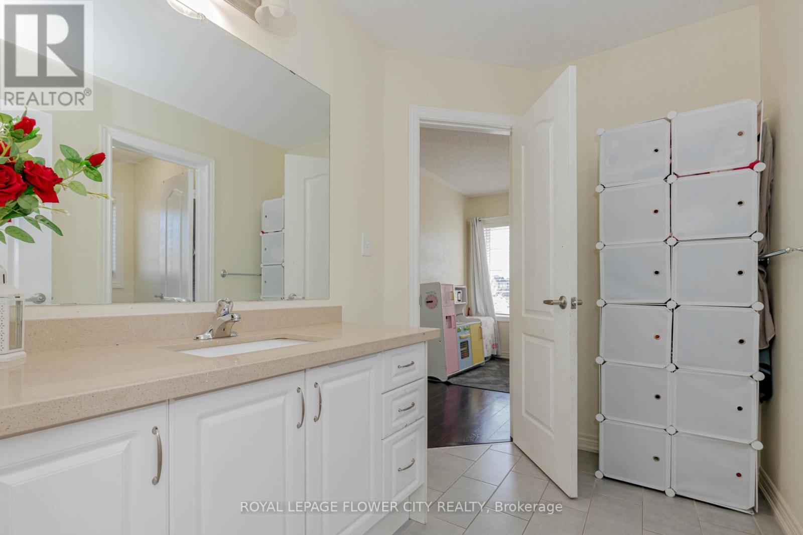 49 Squire Ellis Drive, Brampton, Ontario  L6P 4C2 - Photo 26 - W12498018